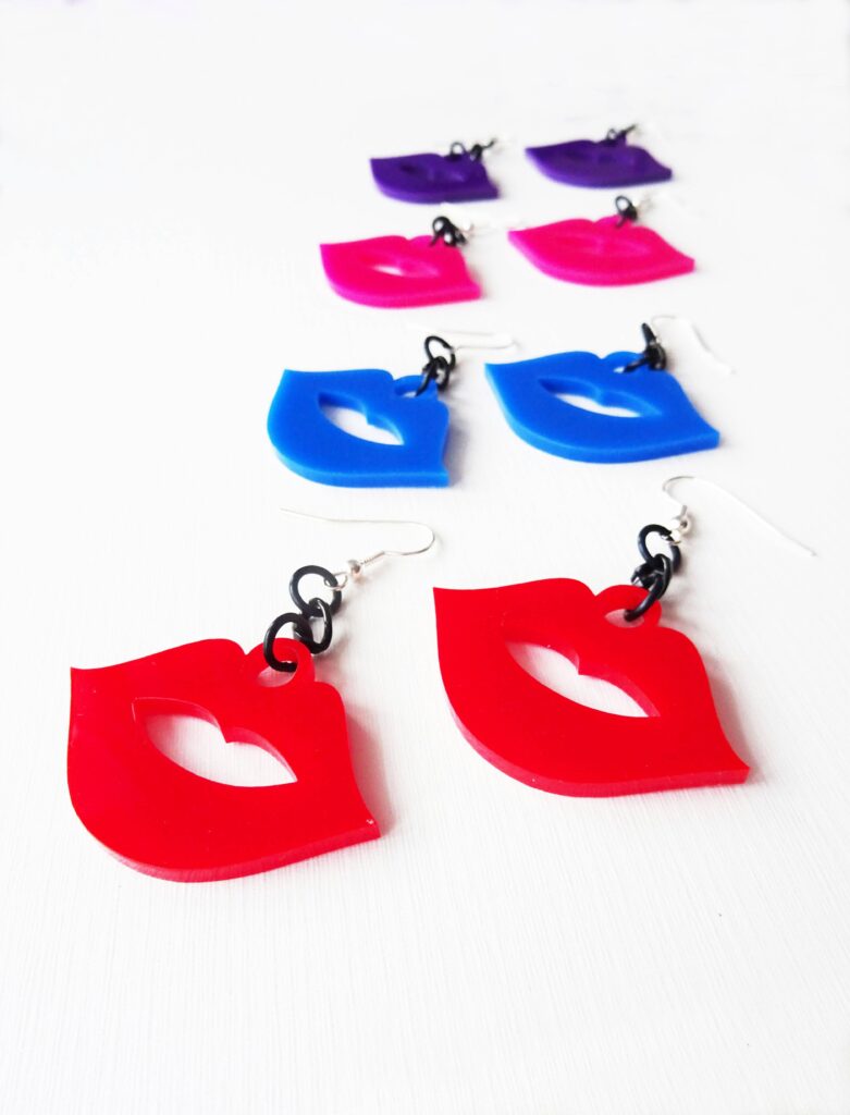 Knowing-Lips-Earrings